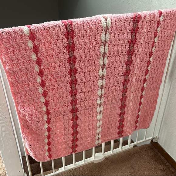 Handmade Other - Beautiful handmade pink crochet baby blanket